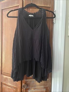 Boho Black Sleeveless Layered V-Neck Top
